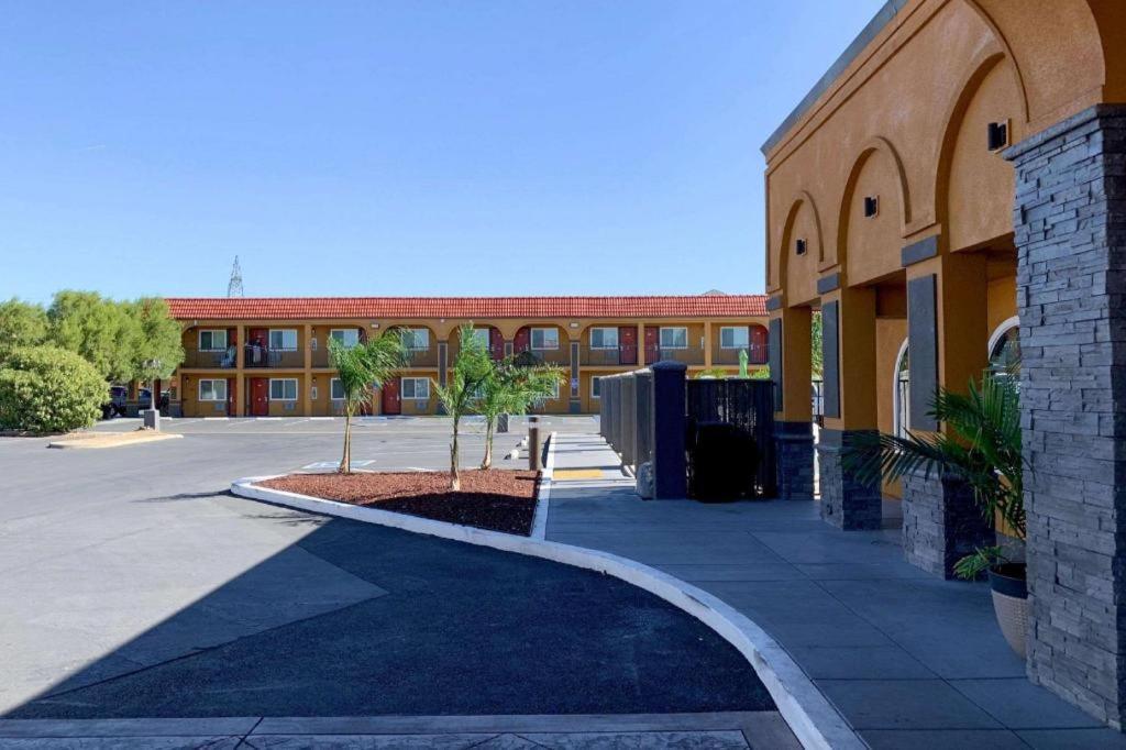 Quality Inn Redding Near I-5 Kültér fotó