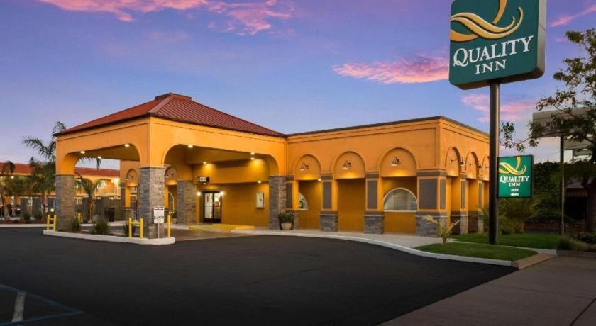 Quality Inn Redding Near I-5 Kültér fotó
